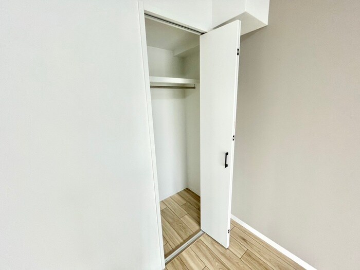物件内観写真12　(収納)