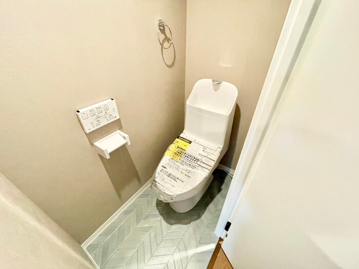 物件内観写真17　(トイレ)