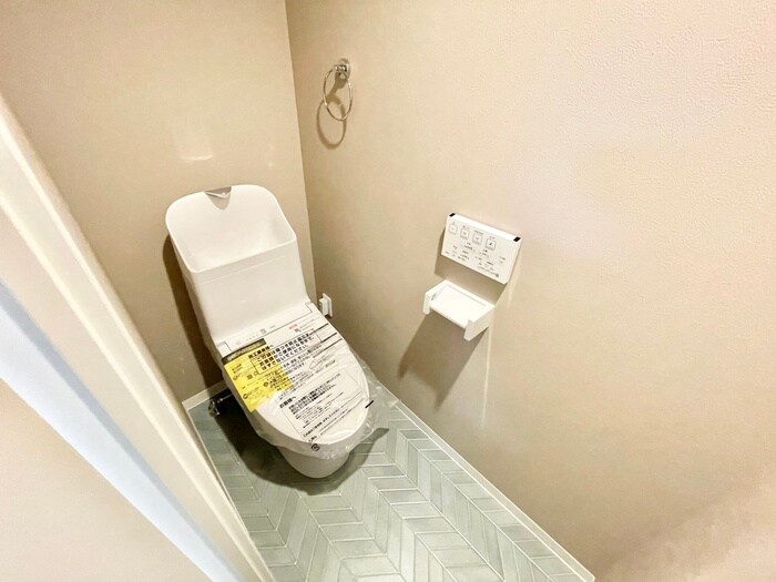 物件内観写真17　(トイレ)