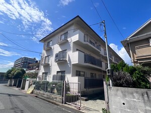 リバーハイツ武庫外観写真