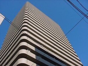 ｷﾝｸﾞﾏﾝｼｮﾝ天神橋Ⅰ（１５０２）外観写真