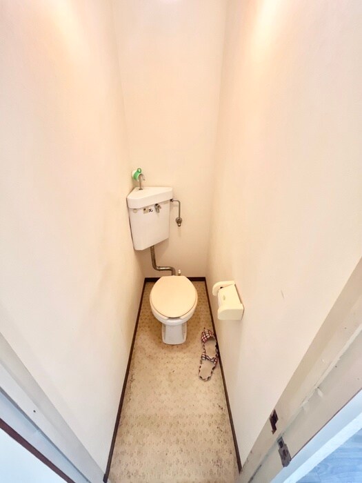 物件内観写真9　(トイレ)