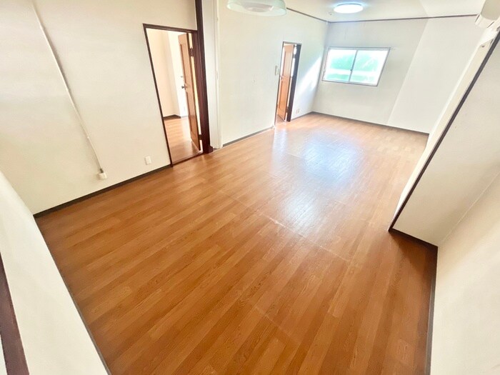 物件内観写真9　(居室)