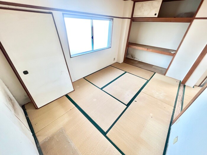 物件内観写真11　(居室)