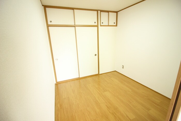 物件内観写真10　(居室)