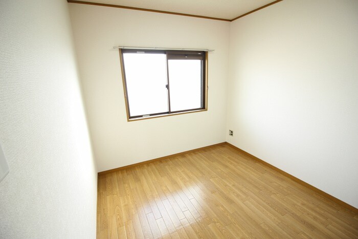物件内観写真16　(居室)