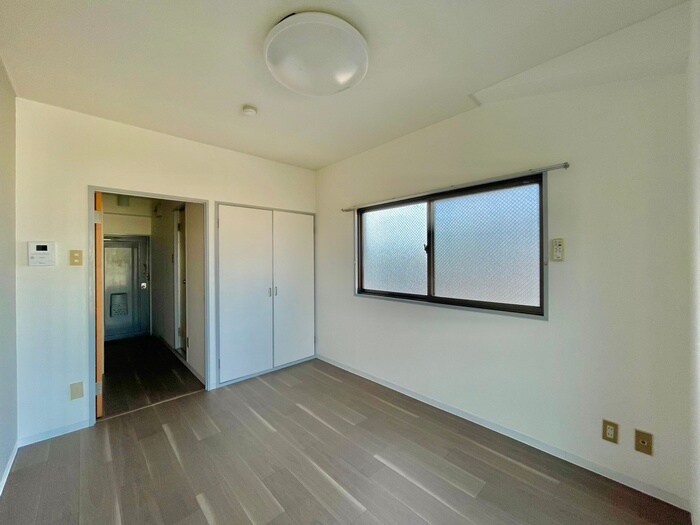 物件内観写真10　(居室)