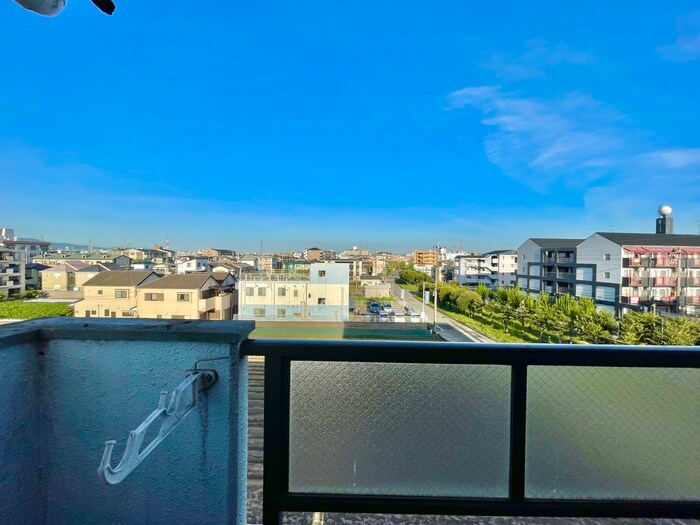 物件内観写真17　(室内からの展望)