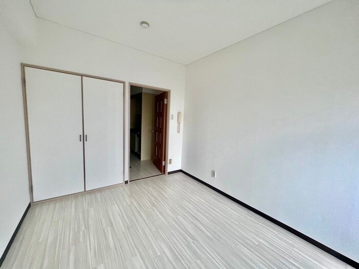 物件内観写真18　(居室)