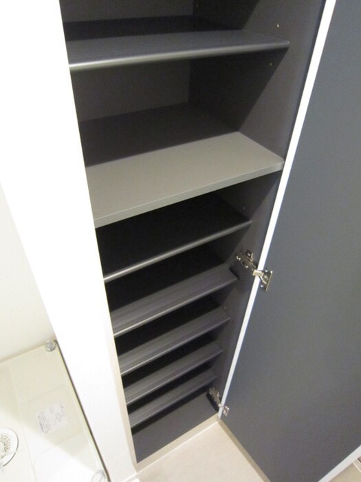 物件内観写真17　(靴箱)