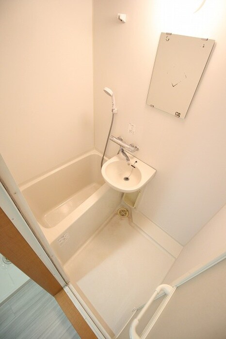 物件内観写真11　(バス／シャワールーム等)