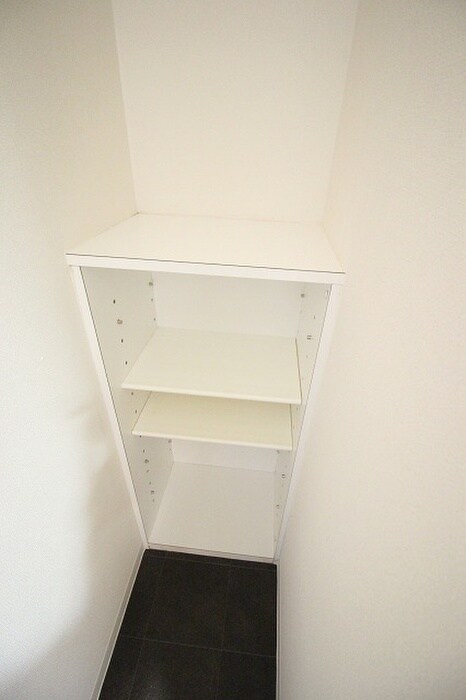 物件内観写真16　(靴箱)