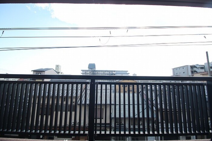 物件内観写真22　(室内からの展望)