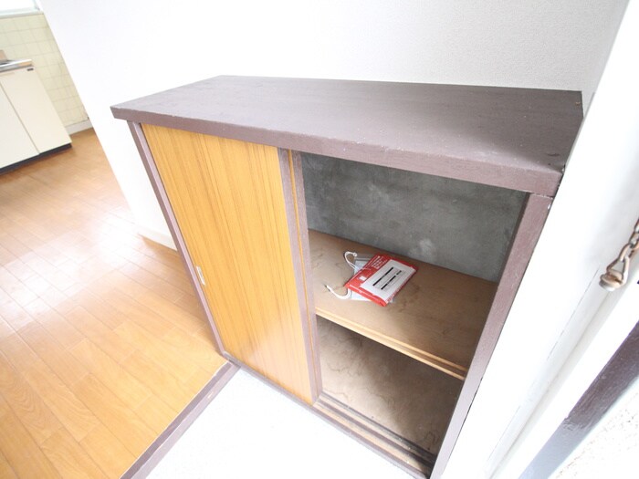 物件内観写真18　(靴箱)