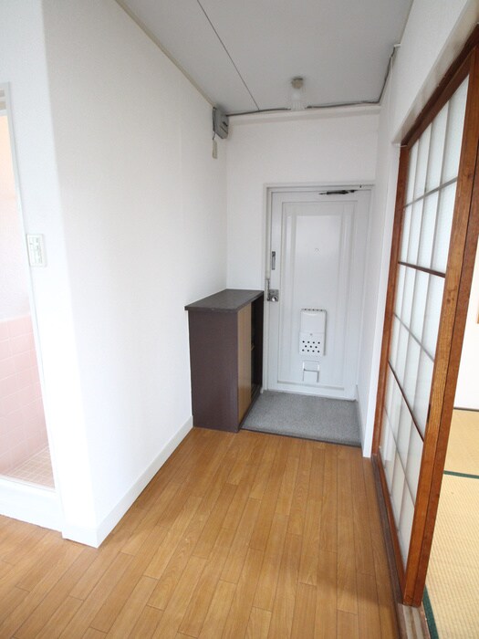 物件内観写真19　(廊下)