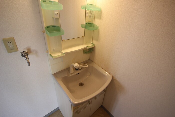 物件内観写真9　(洗面)