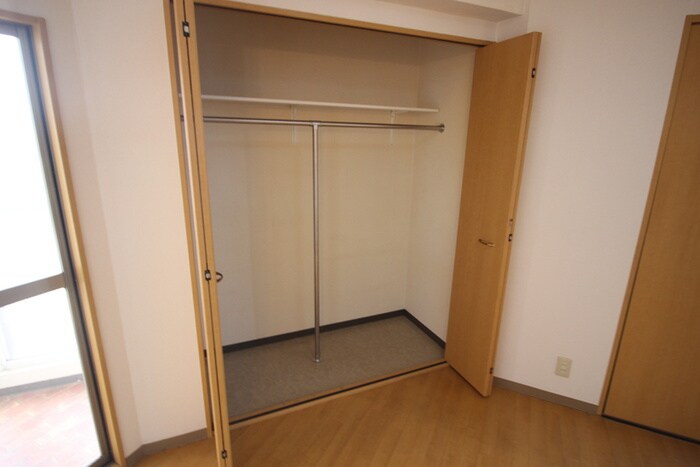 物件内観写真13　(収納)