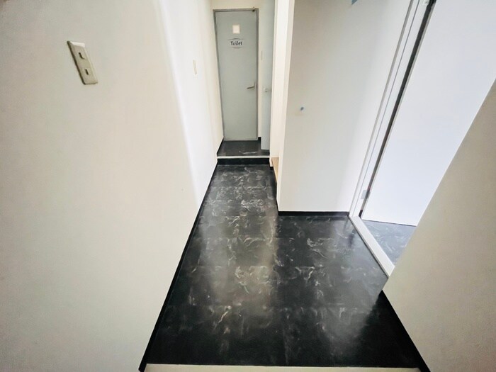 物件内観写真18　(廊下)