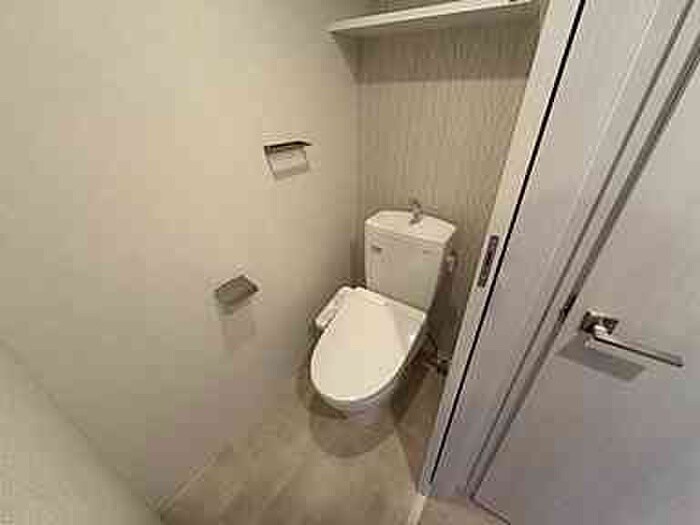 物件内観写真8　(トイレ)