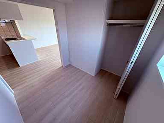 物件内観写真14　(居室)