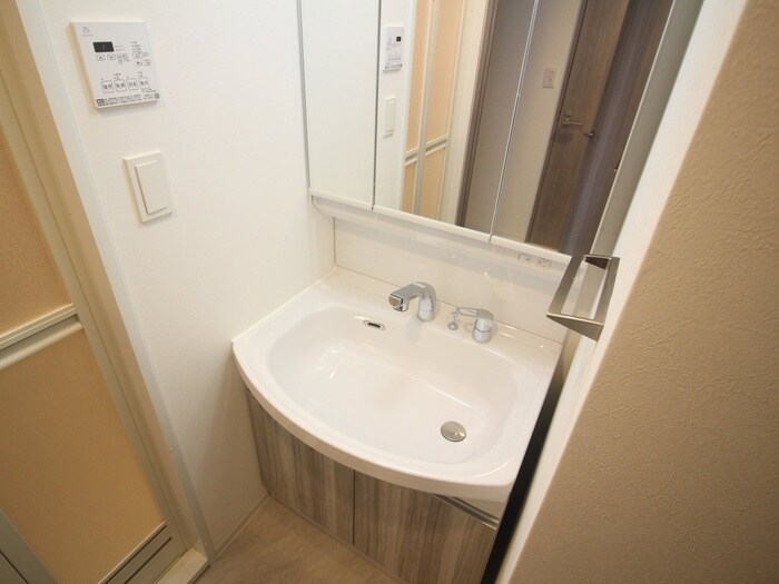 物件内観写真17　(洗面)