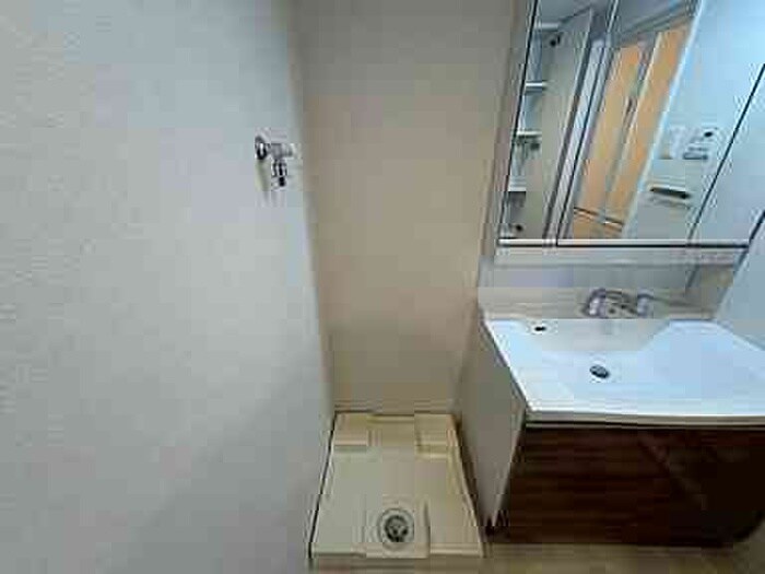 物件内観写真19　(洗濯機置場)