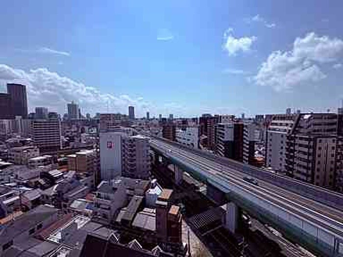 物件内観写真22　(室内からの展望)