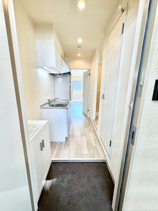 物件内観写真7　(廊下)