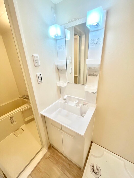 物件内観写真11　(洗面)