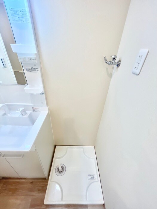 物件内観写真15　(洗濯機置場)