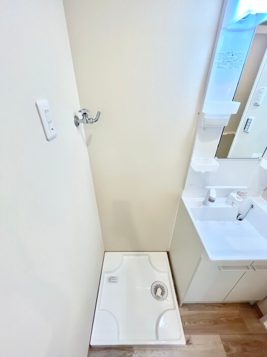 物件内観写真21　(洗濯機置場)