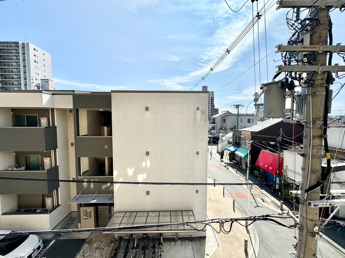 物件内観写真22　(室内からの展望)