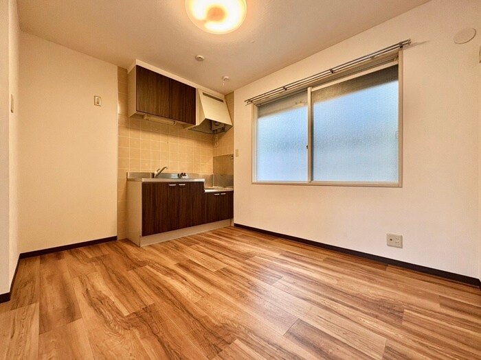 物件内観写真7　(居室)