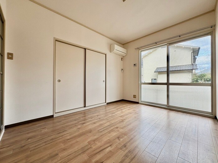 物件内観写真15　(居室)