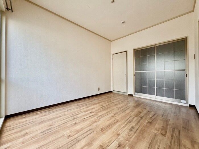 物件内観写真16　(居室)