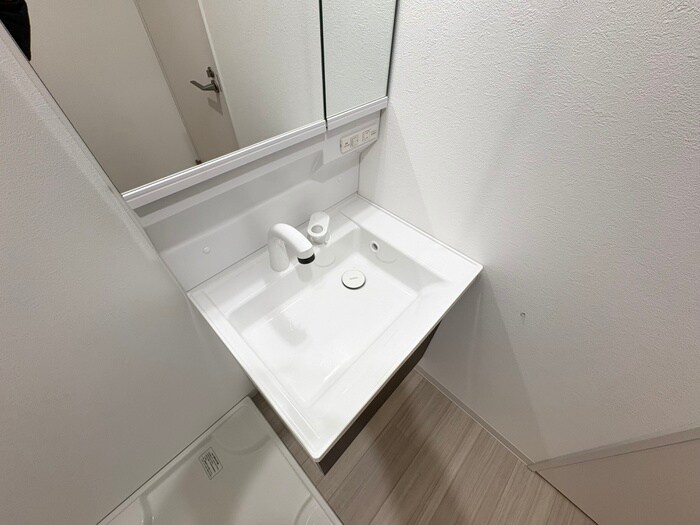 物件内観写真9　(洗面)