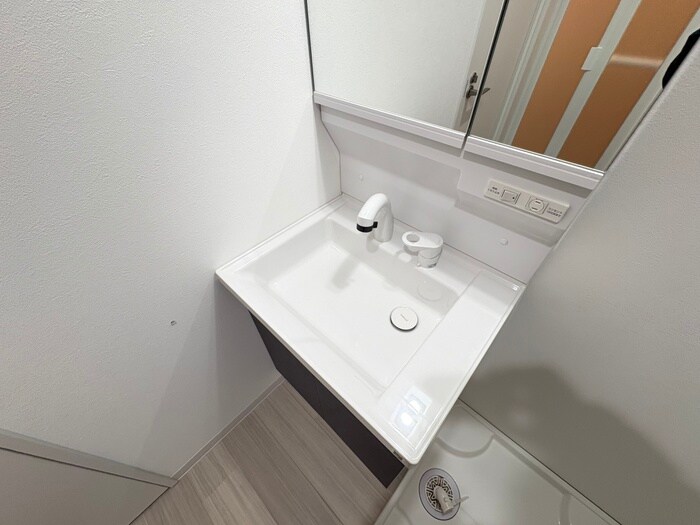 物件内観写真9　(洗面)