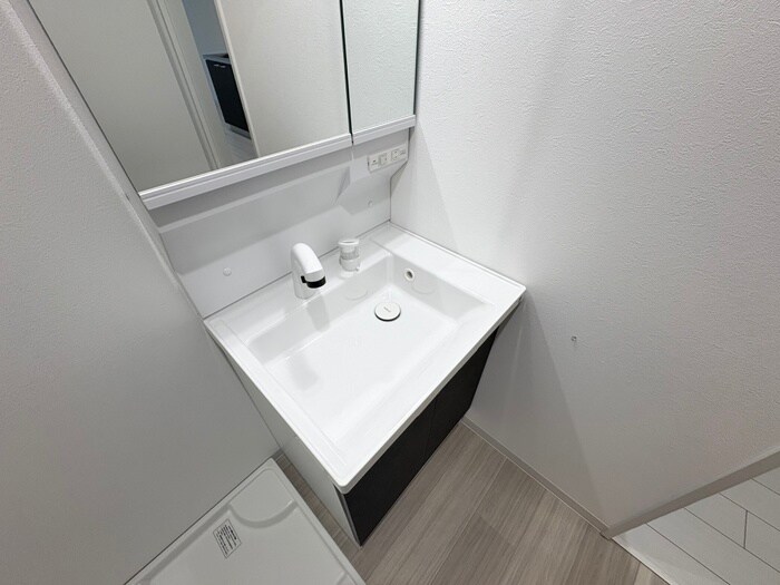物件内観写真9　(洗面)