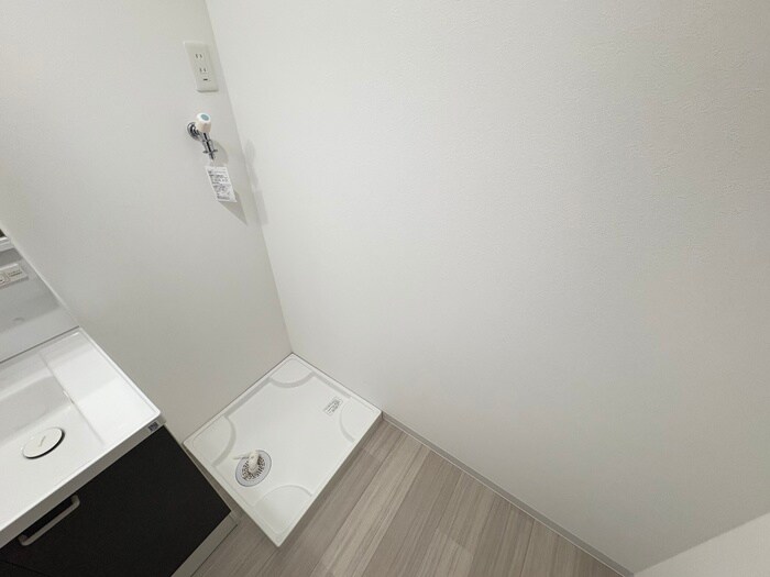 物件内観写真10　(洗濯機置場)