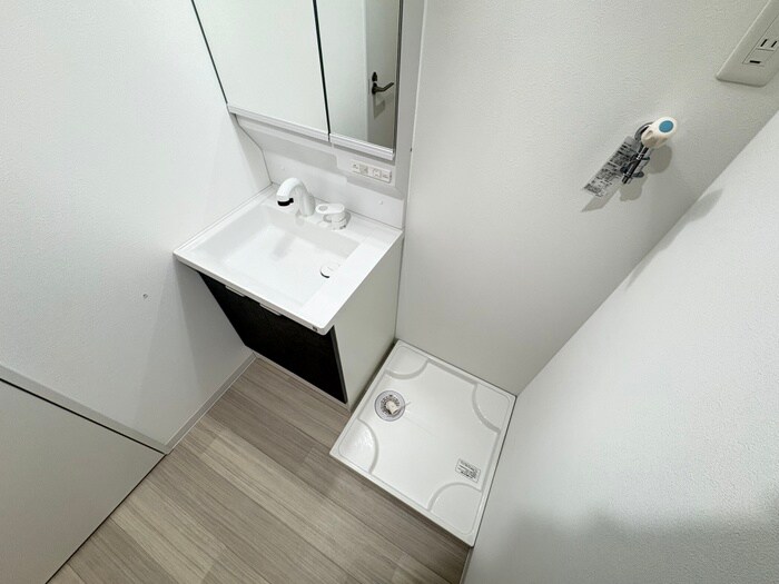 物件内観写真10　(洗濯機置場)