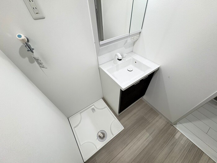 物件内観写真10　(洗濯機置場)