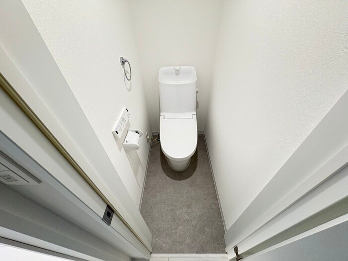 物件内観写真12　(トイレ)