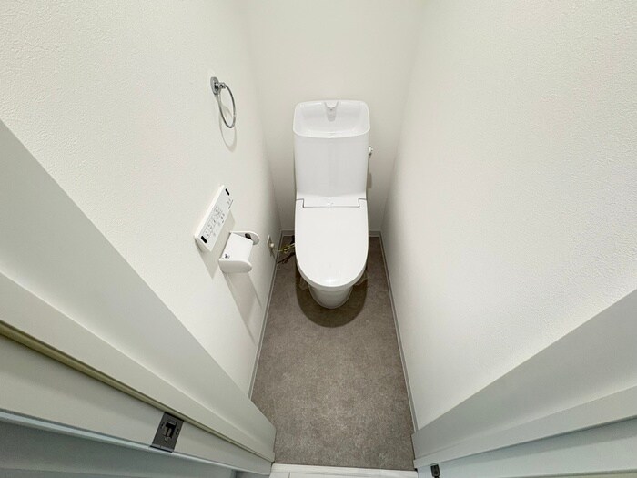 物件内観写真12　(トイレ)