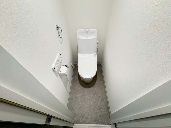 物件内観写真12　(トイレ)