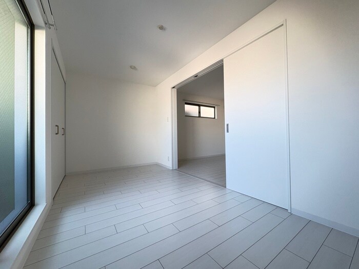 物件内観写真15　(居室)