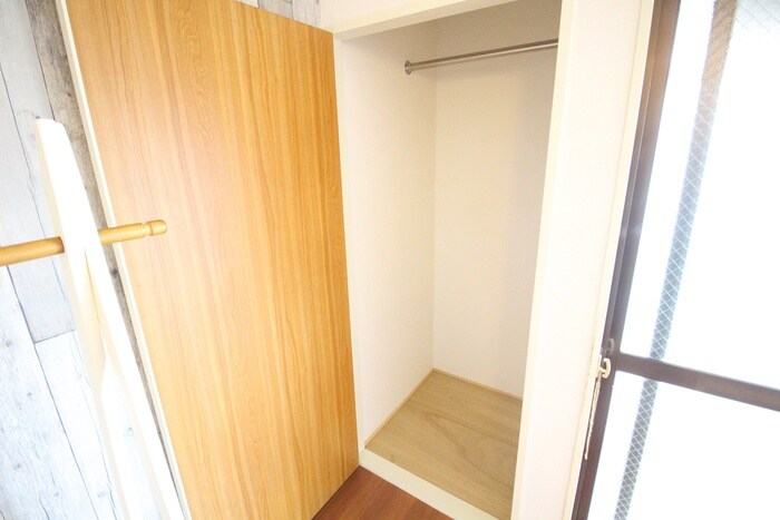 物件内観写真9　(収納)