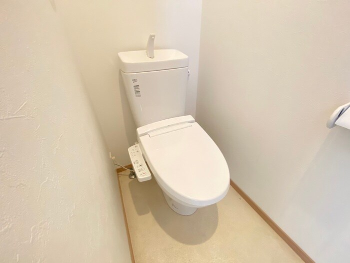 物件内観写真16　(トイレ)