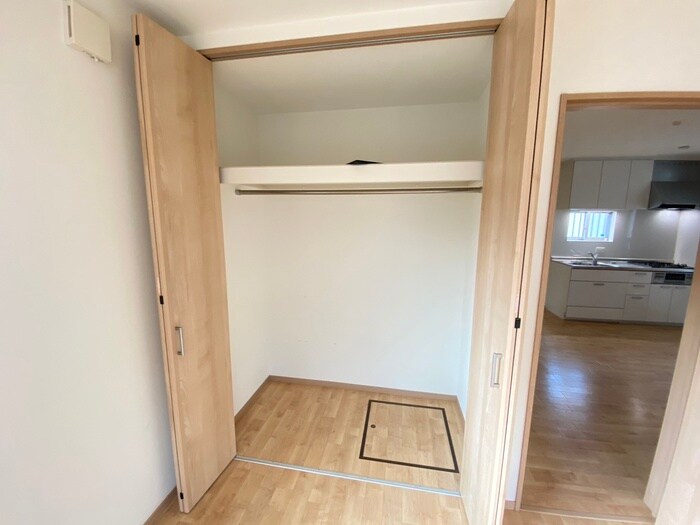 物件内観写真17　(収納)