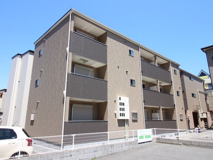 物件外観写真1　(外観写真)