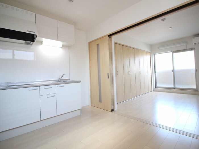 物件内観写真9　(居室)